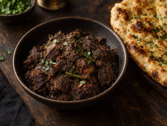 Kala Bhuna (Blackened Beef) (Free Naan or Roti)