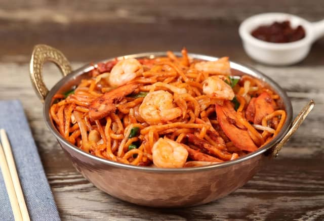Masala Chow Mein (Chicken or Vegetable)